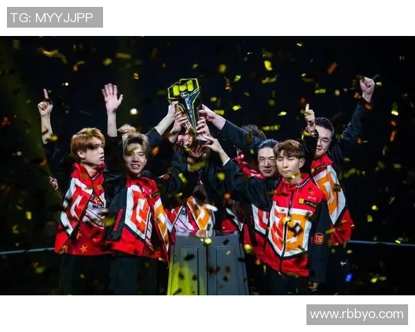 FPX在大师赛积分榜上以82分稳居第一争夺冠军的希望愈发强烈