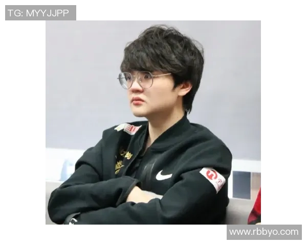 独家解析V5战队与其他顶尖战队实力对比及未来发展潜力分析